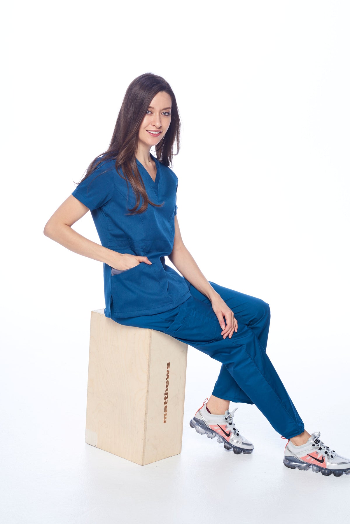 DAGACCI OFFICIAL Natural Stretch Women's Contrast Pocket Scrub Sets [NS2151]